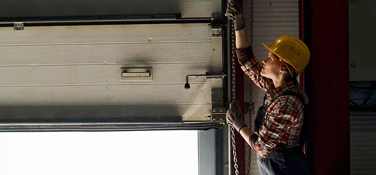 Addressing Common Garage Door Stoppage Issues in Methuen, MA
